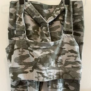 Carbon 38 workout set